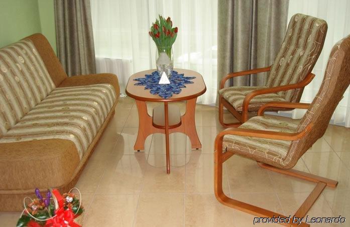Hotel I Restauracja W Luboniu Ruang foto
